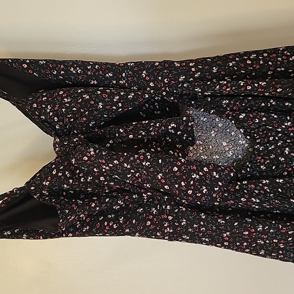 Forever21 dress NWT size M - Picture 4 of 5
